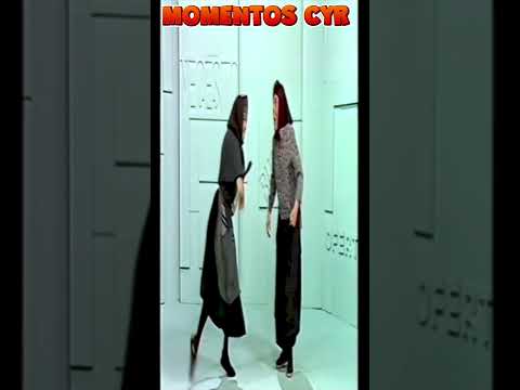MOMENTOS CYR