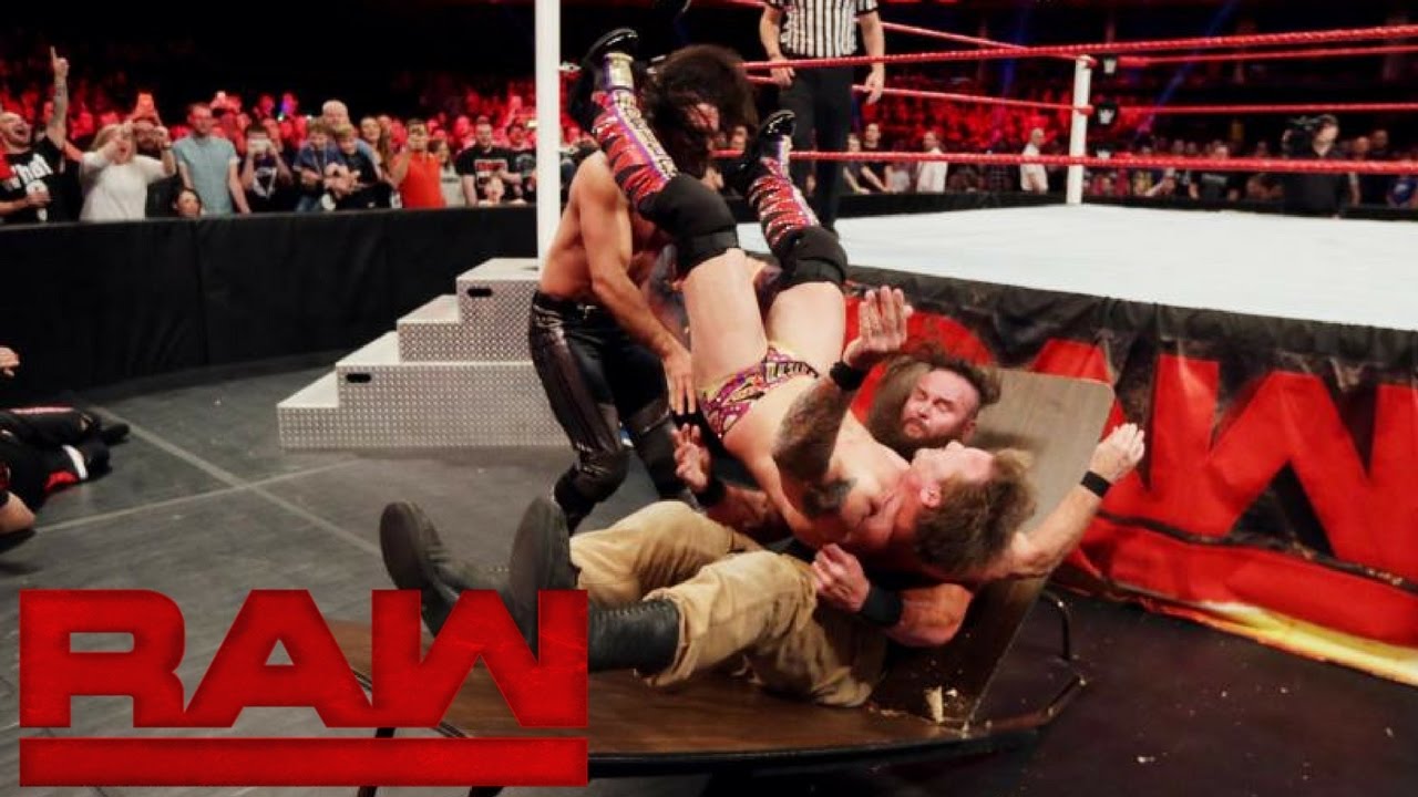 WWE RAW 7 November 2016 - Fatal 5-Way Match