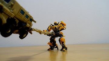 バンブルビー vs ボーンクラッシャー　トランスフォーマー　ストップモーション　コマ撮り  BUMBLEBEE vs BONECRUSHER   TRANSFORMERS stopmotion
