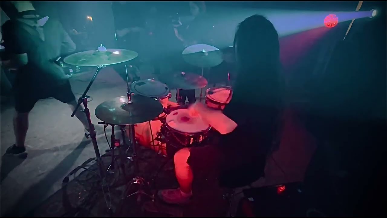 TraYm - Суд Ос (Drumcam) auf YouTube ansehen