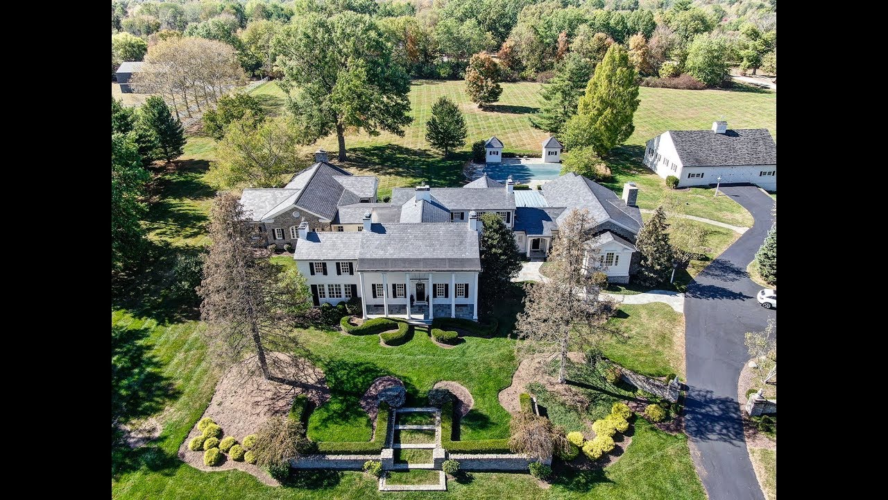 8325 GIVEN ROAD INDIAN HILL OH 45243