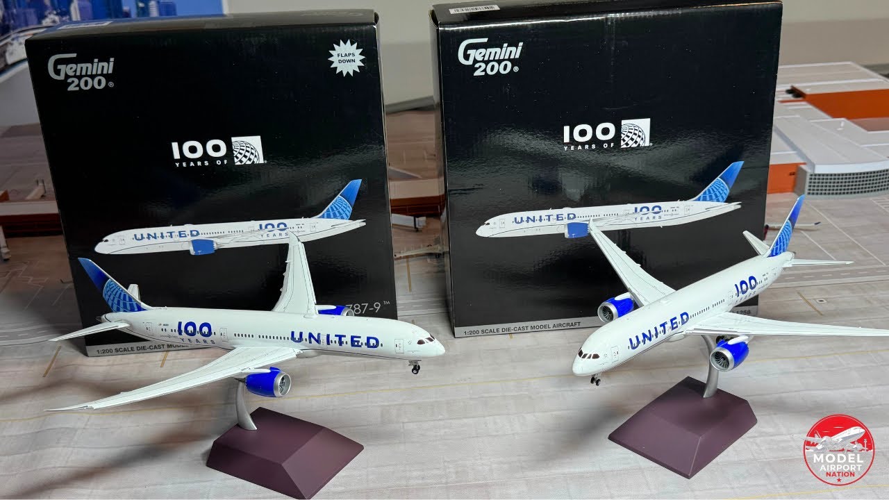 Unboxing Gemini Jets 1:200 United Airlines 100 Years 787-9's