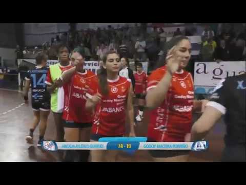 Itzel Aguirre y Selene Sifuentes - Balonmano Porriño - YouTube