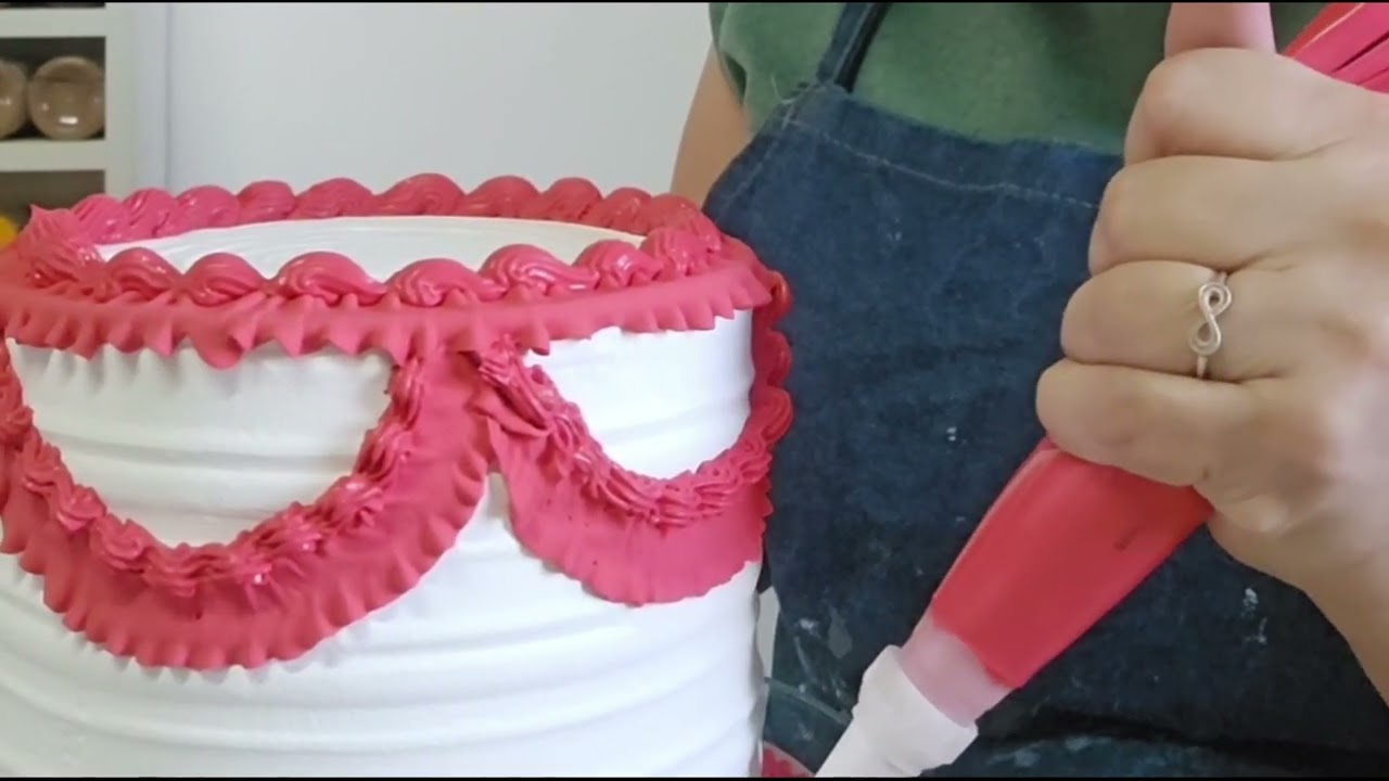 Bolo bico de confeitar parte 2