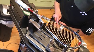 Time Lapse: How to String a Squash Racquet in 34 seconds.