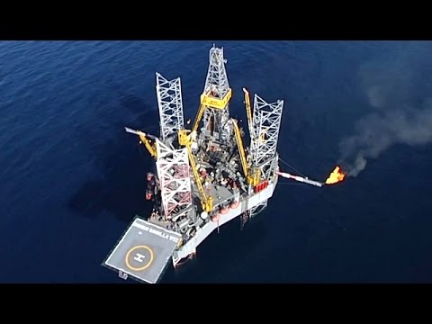 Причины падения цен на нефть - за 60 секунд