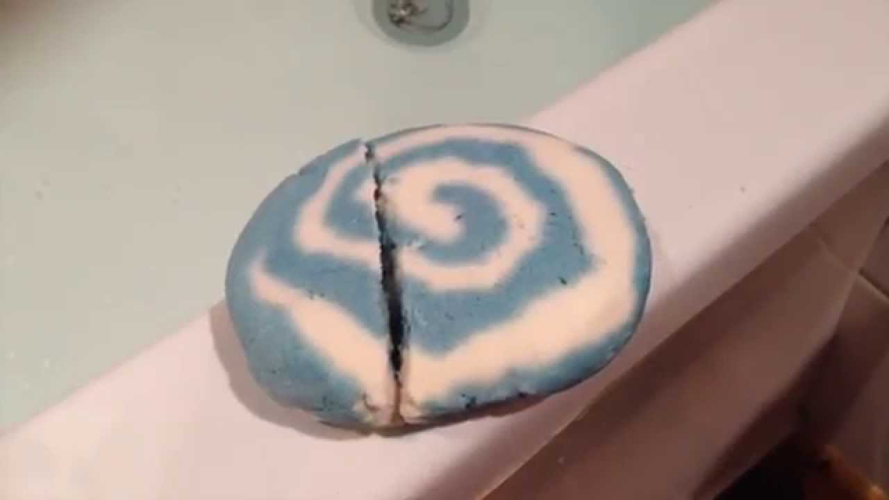 Lush Bubble Bar - Blue Skies And Fluffy White Clouds