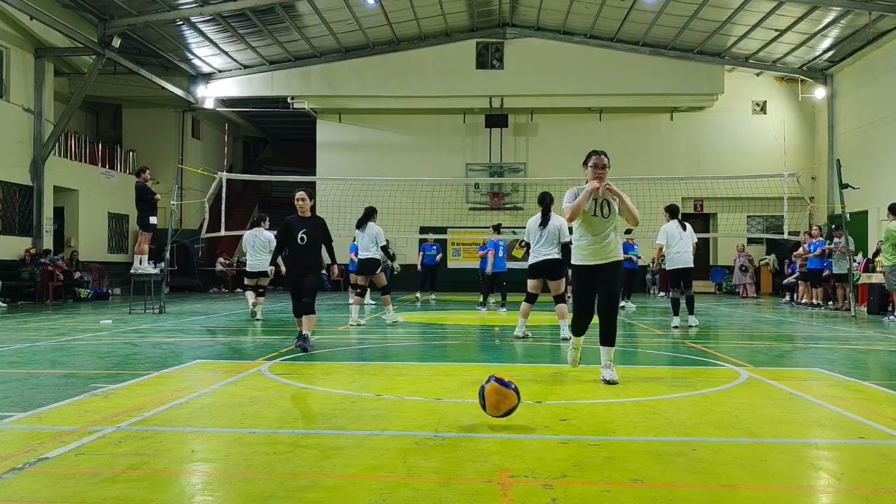 Girls Game Championship vs Queen Dragons