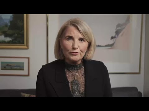 Potential PM Liz Gunn Launches 'New Zealand Loyal' Party - YouTube