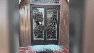 Newport Beach church has stained glass windows smashed with baseball bat