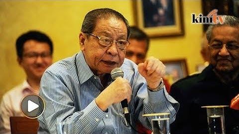 Najib whistling in the dark on support from 1.6 million civil servants, says Kit Siang