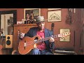 Capture de la vidéo Eric Bibb Introducing His Stark Guitars: Jazz Fusion And Baritone.