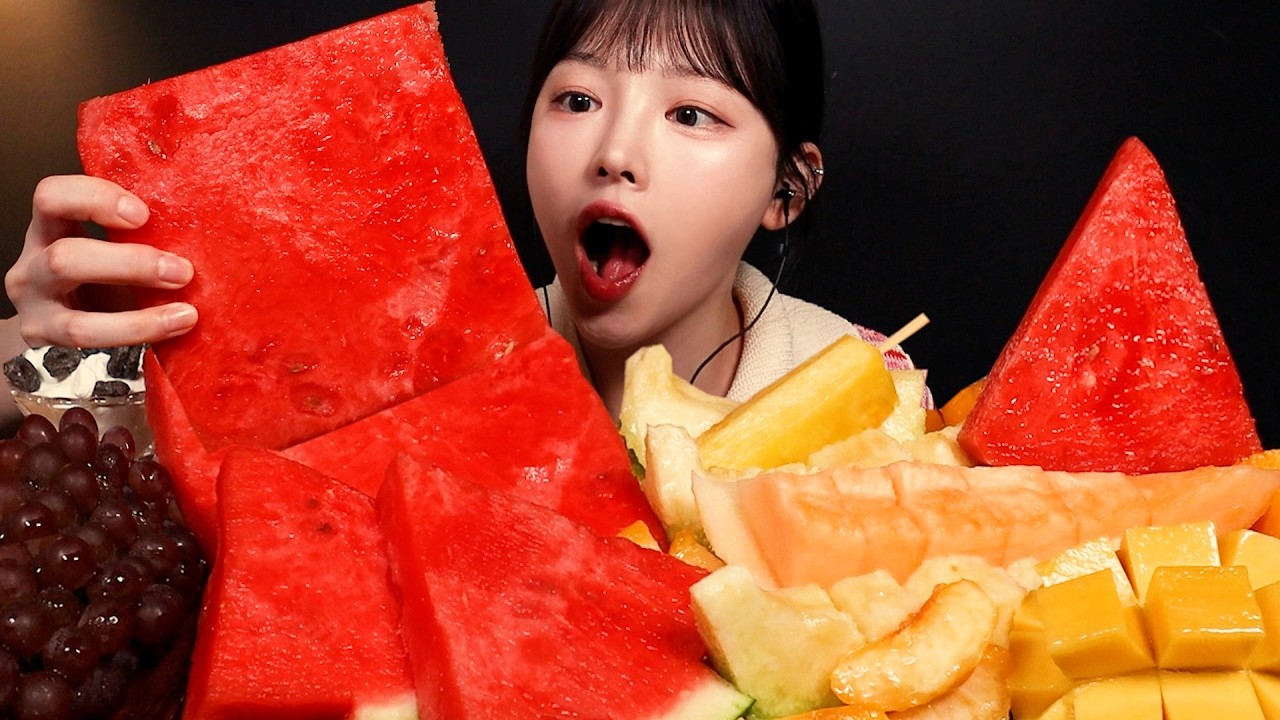 SUB)수분폭발 달달한 과일 먹방!🍉수박 망고 멜론 복숭아 포도 파인애플까지 비타민 충전하는 날 Fruit Mukbang Asmr