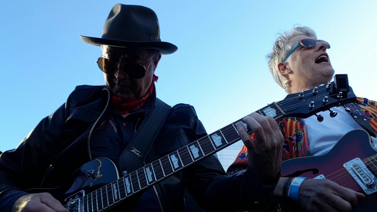 World's Largest Electric Guitar Ensemble YouTube