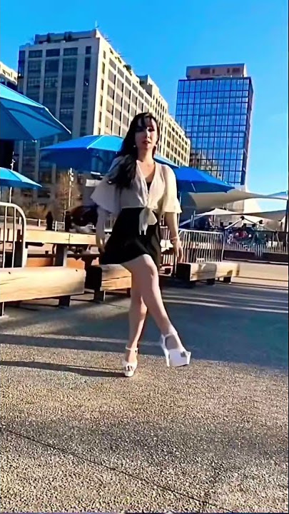 Salsa and Wack Dance🖤 Music: “Cruel” by Chela rivas