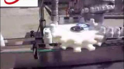 How does Single head capping machine Work