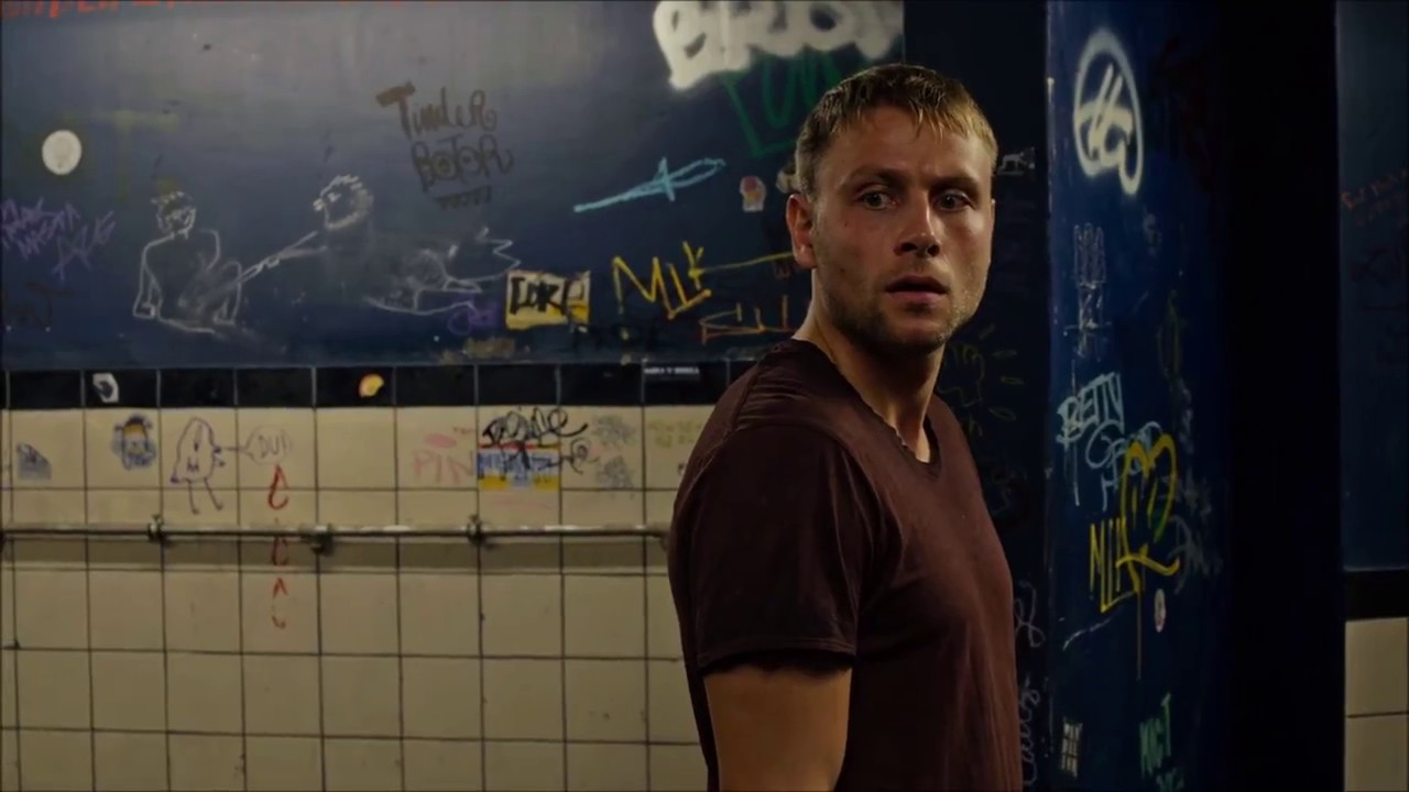 (Sense8) Wolfgang and Kala talking in bathroom