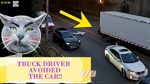 TRUCK AVOIDED THE CAR!! Live Traffic on demand #live #traffic