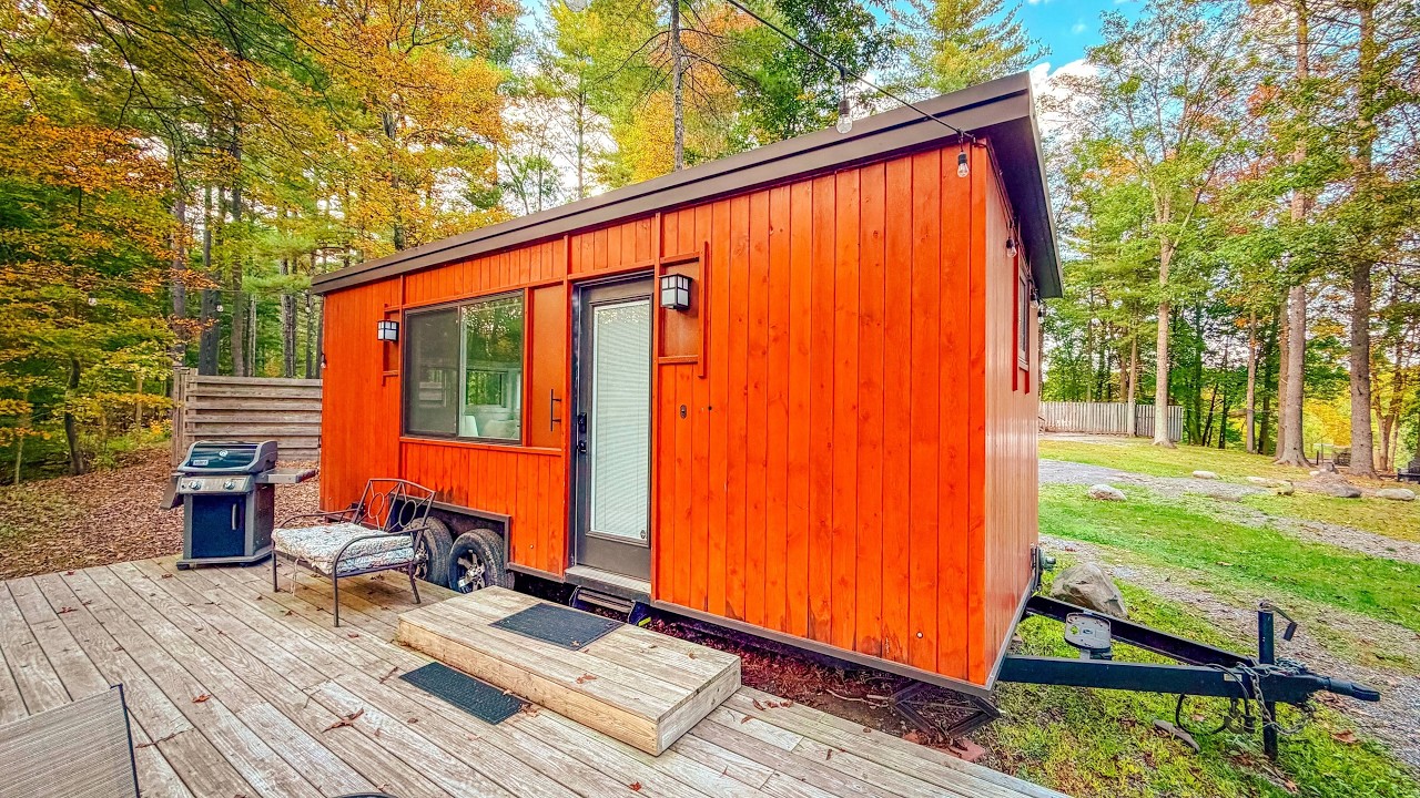 Finalmente encontré la MINI CASA PERFECTA 🏡 | Solo 8x22 pies ¡y es una locura!