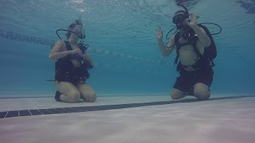 BC Removal and replacement during pool training for scuba diving certification