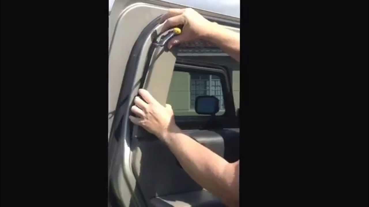 Hummer H2 Rear Window Regulator - YouTube