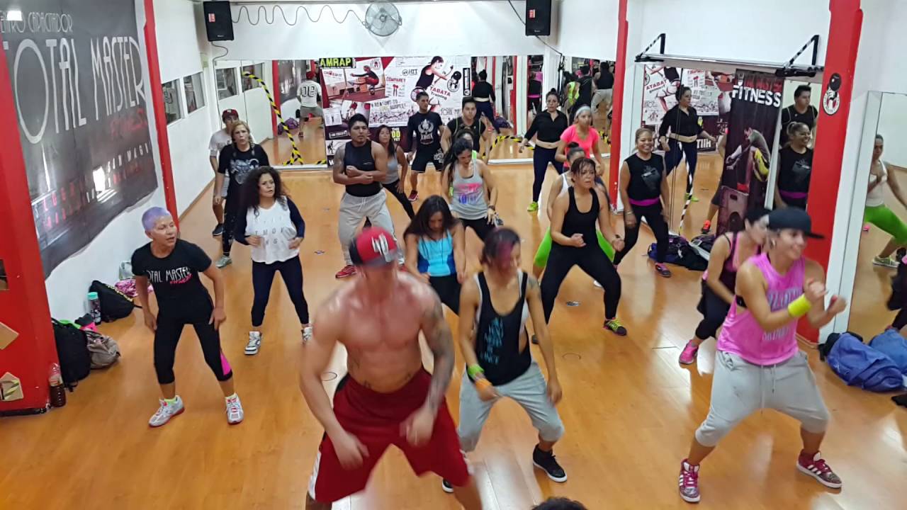 XDANCE REGGAETON VANESSA FERRO RONALD CASANOVA DRAGON FEST JUNIO 2016 MEXICO