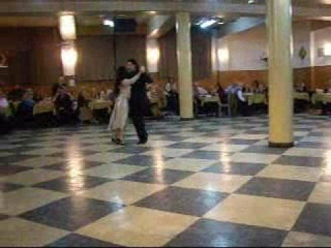 Negracha & Diego Lanau bailan "Dichas que Vivi"
