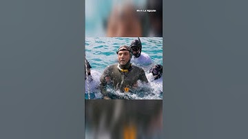 Anh thợ lặn này đã không may mắn khi lặn xuống hố xanh ở Bahamas #shorts