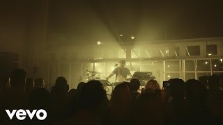 Video voorbeeld van "Jack Garratt - The Love You’re Given (Live) (Vevo LIFT)"