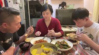 香港果子家晚餐，两菜一汤都吃不完咋整呀？祝大家劳动节愉快。