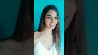 Hot And Gorgeous Mukti Mohan When She Was Live Mukti Mohan Sakti Mohan