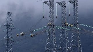 500 kV Substation Live Line Insulator Washing