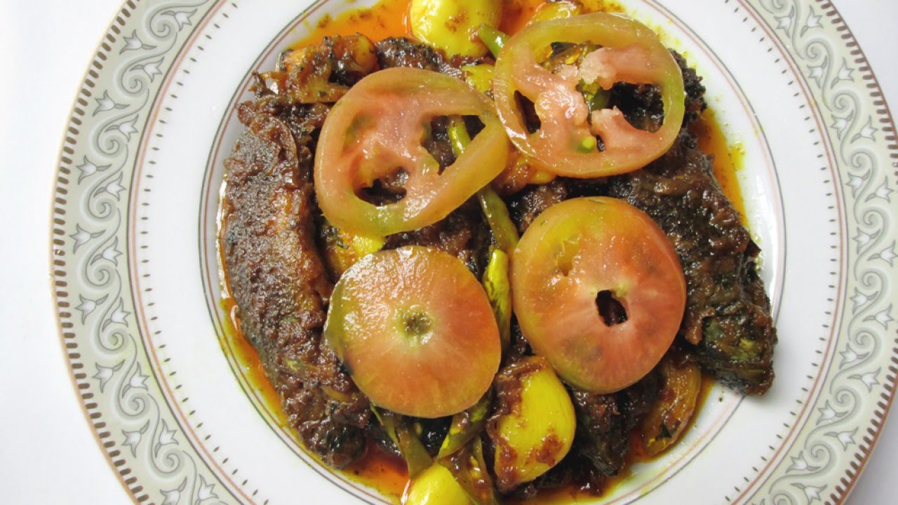 Prepare Yummy Climbing Perch Curry - DIY Food & Drinks - Guidecentral