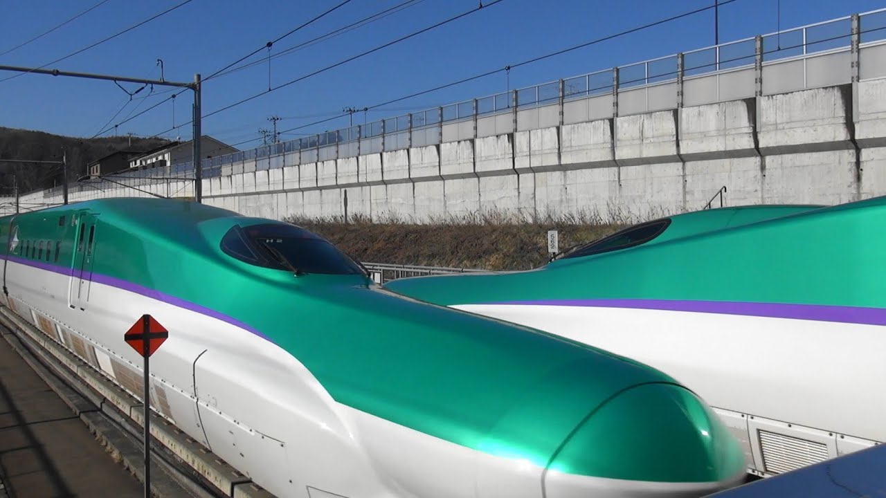 東北 北海道新幹線 H5系はやぶさ同士がすれ違う時 離合 H5 Series Shinkansen Trains Meet Youtube