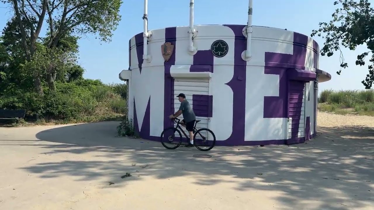 Plumb Beach 🌊🏖 Brooklyn NY walking tour NYC New York City USA  🇺🇸 summer August 6th 2023 4K video