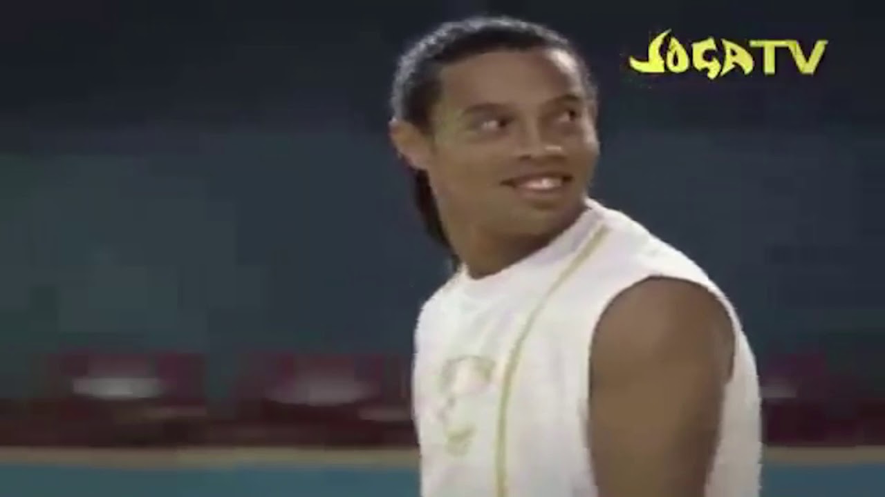 Joga Ronaldinho - YouTube