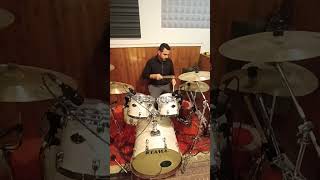 &quot;Rosanna&quot; shuffle groove by Jeff Porcaro #shorts #drums #shuffle #drumcover