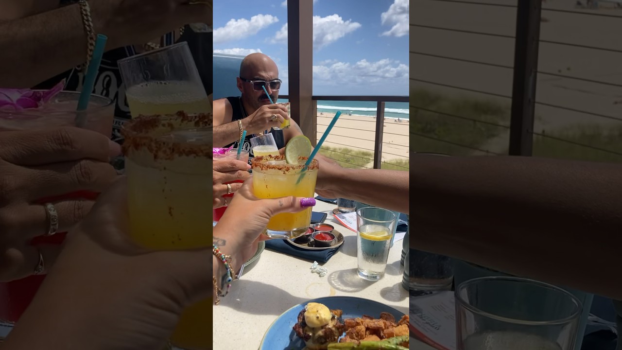 Brunch + a view 📍Beach House in Pompano Beach. What a vibe. brunch