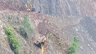 මැෂින් පිස්සො😱😱 #excavator #track