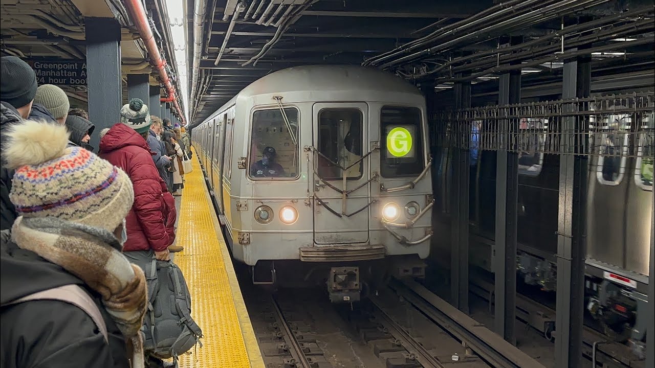 R46 G in 2026 Court Sq Bound R46 G train arriving and leaving ...