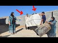 Parisa Khanum decides to make the garden bigger with Ali's help.