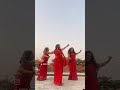 Lamba Lamba Ghunghat - Badi Bahu, Manjhali Bahu, Chhoti Bahu