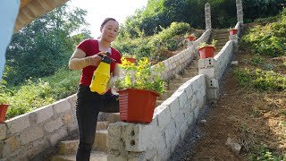 Build a farm and plant flowers on the stairs- building life , green forest life