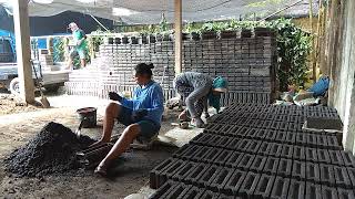 proses cetak batako manual supaya rapi,kuat dan bagus #batako #satisfying #construction #cement