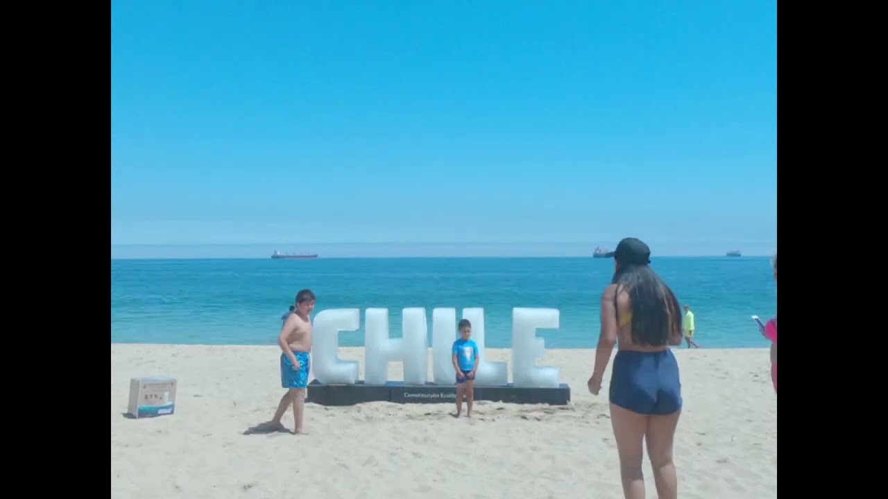 El Desconcierto | https://www.youtube.com/embed/dUdKnieoLkc