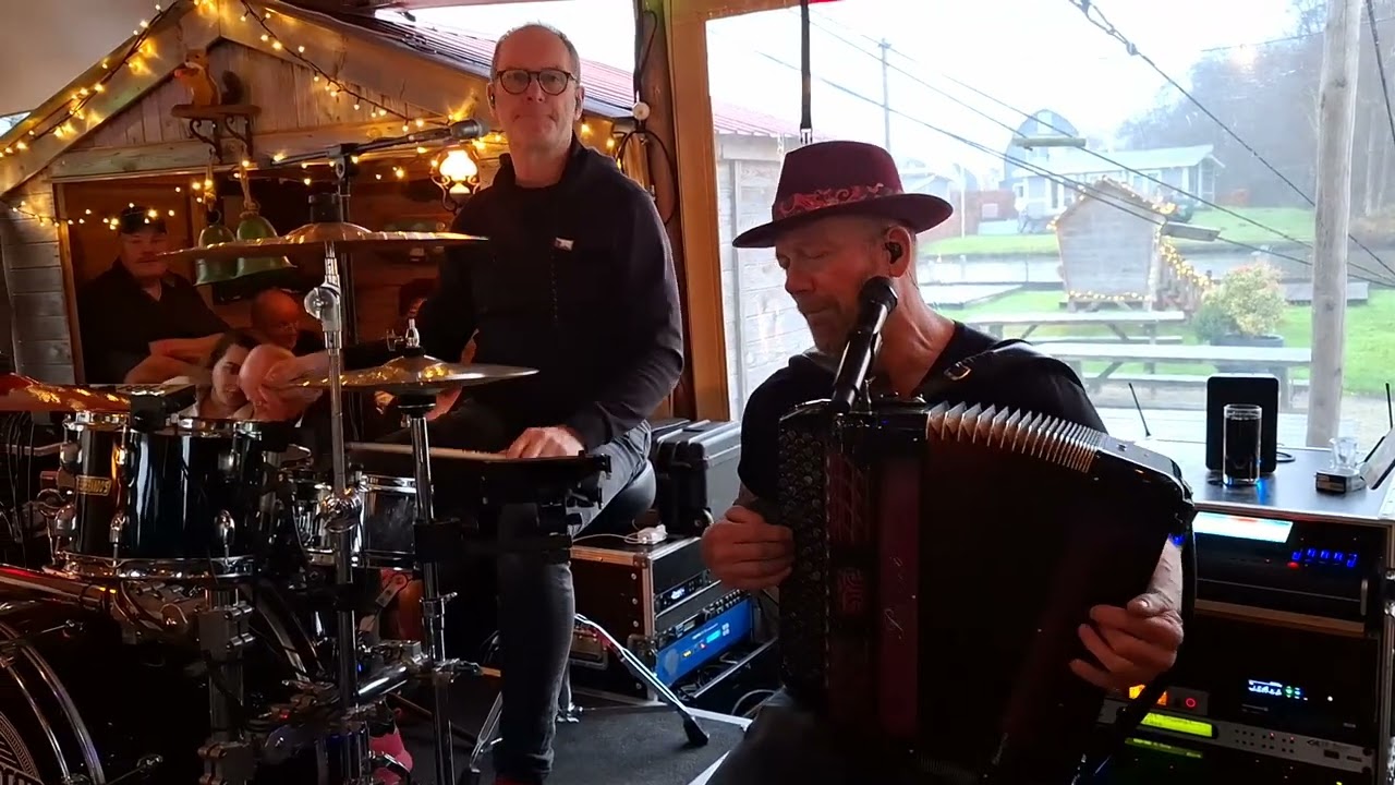 Een piratenklassieker vertolkt door de Esperando's in de Bloemert te Midlaren