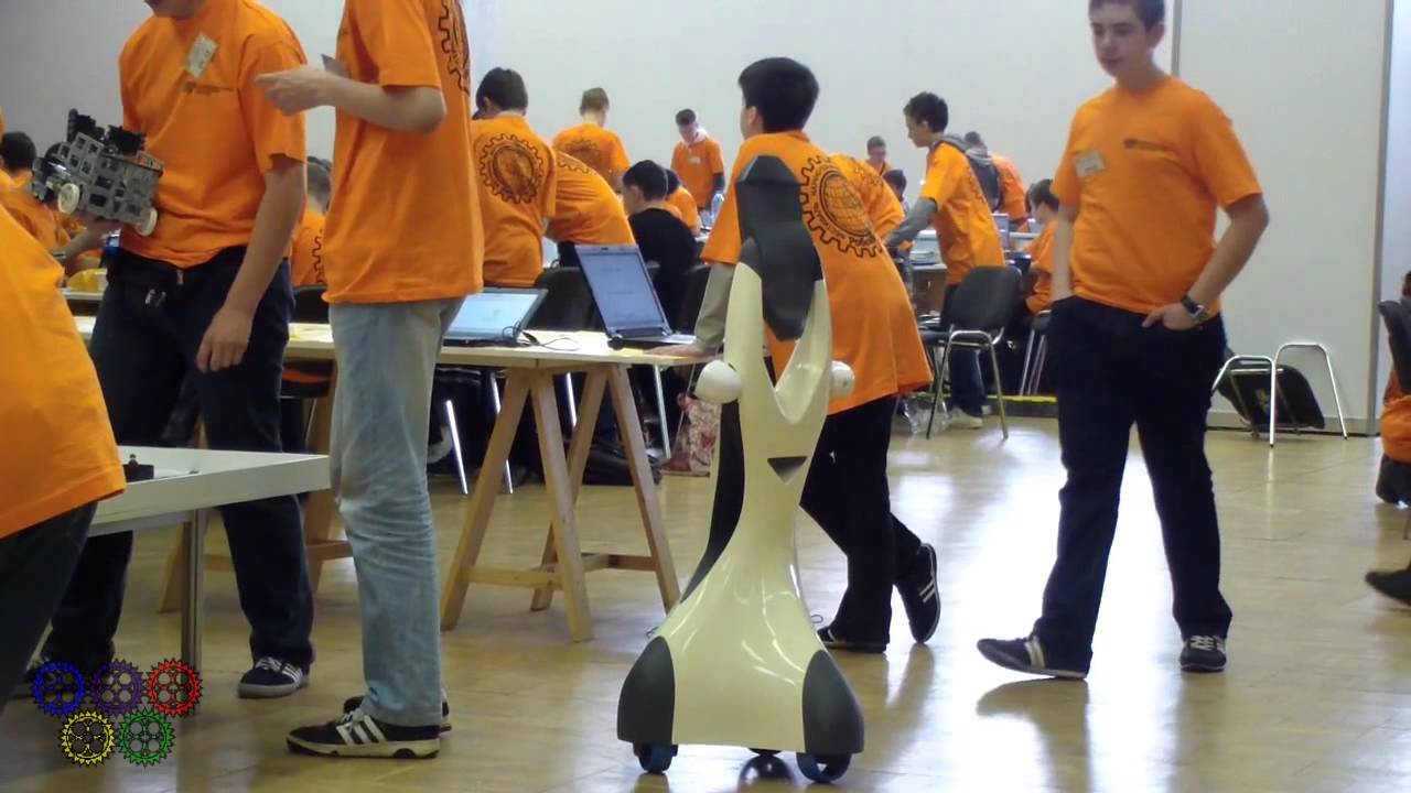 РОБОМИР 2013. Карандаш и Самоделкин в Москве - YouTube