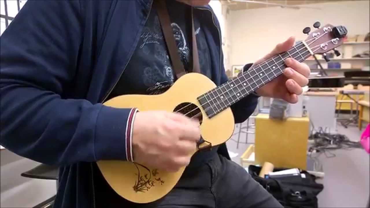 Eki's UkeUkulele Boogie alt chords with solos YouTube