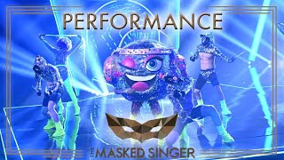 "Golden Slumbers" von den Beatles | Die Discokugel | The Masked Singer | ProSieben