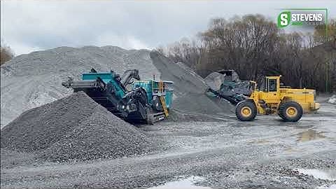 Powerscreen Trakpactor 290SR Impact Crusher & Warrior 600 Scalping Screen